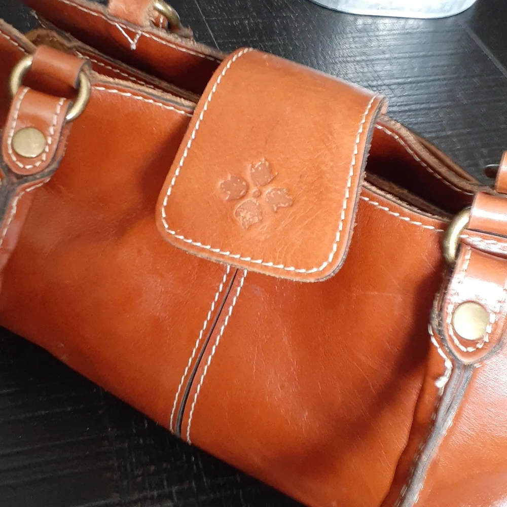 PATRICIA NASH SHOULDER BAG
